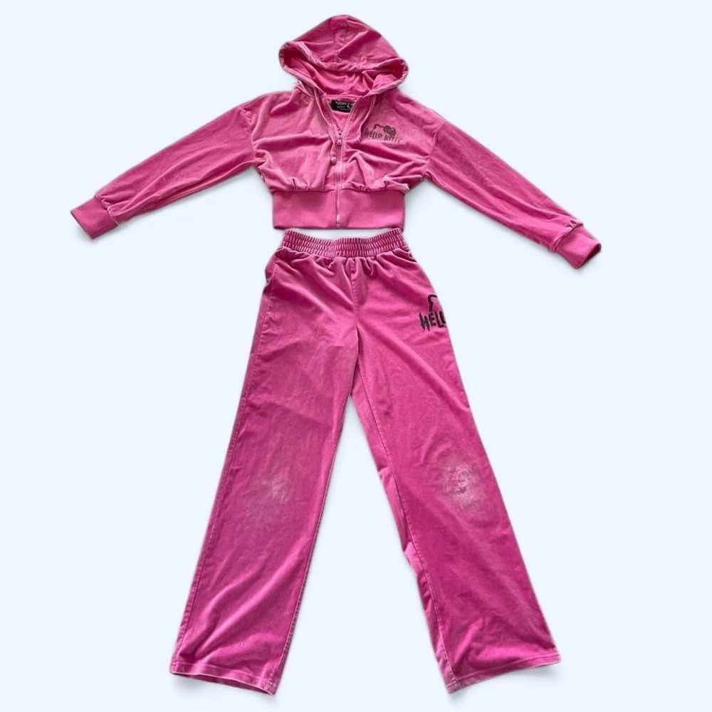 Hello Kitty pink velour matching set size XS by Forever 21